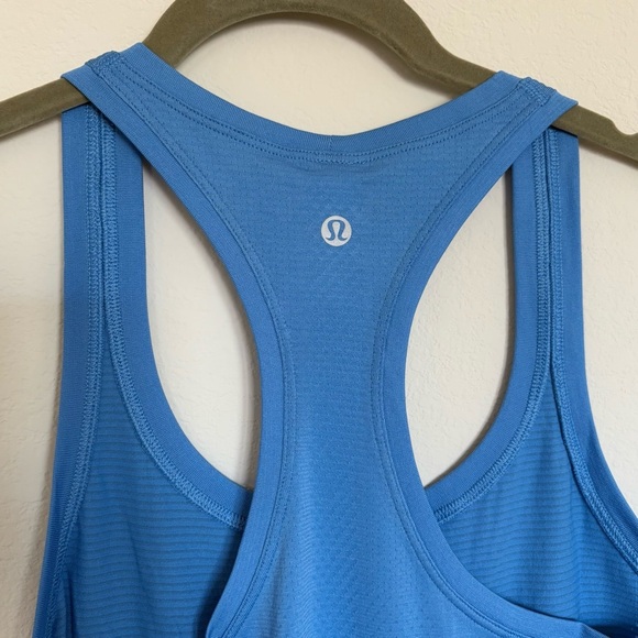 Lululemon NWT Blue Swiftly Tech Racerback Tank Top- size 4 - Picture 8 of 8